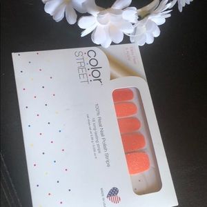Coral nail strips